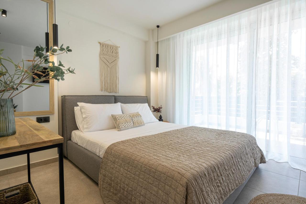 Aelia Seaside Luxury Suites Nea Karvali Eksteriør billede