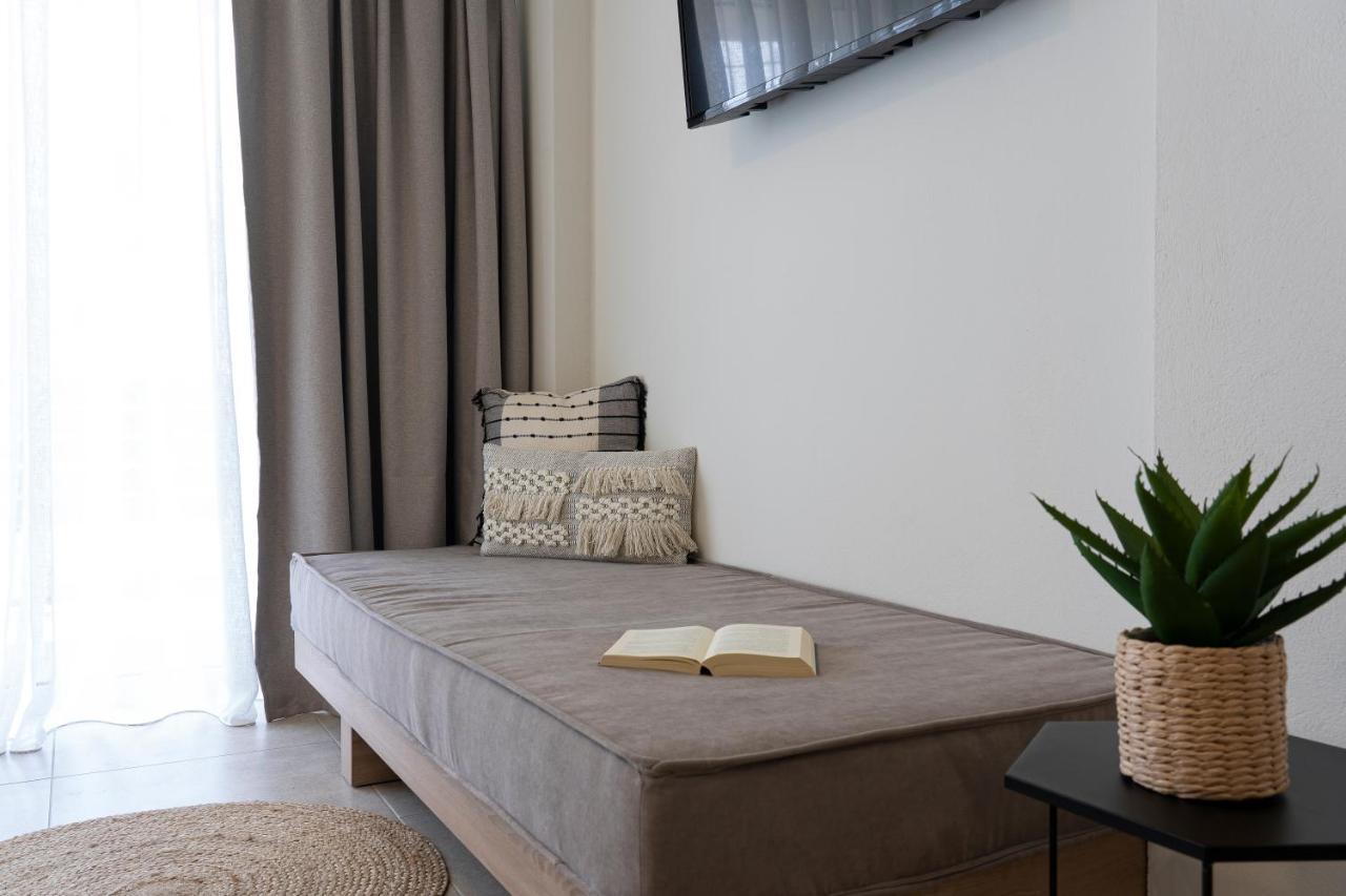 Aelia Seaside Luxury Suites Nea Karvali Eksteriør billede